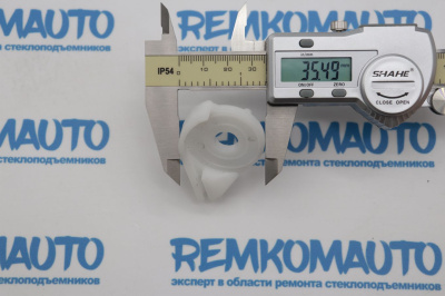 Держатель обводного ролика стеклоподъёмника 771148