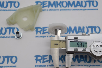 Обводной ролик стеклоподъёмника (комплект) 770309