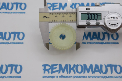 Шестерня люка крыши Alfa Romeo 147 771486