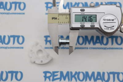 Обводной ролик стеклоподъёмника с клепкой 772407