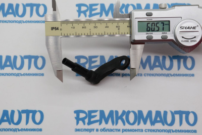 Фиксатор замка двери Fiat Linea (перед. лев.) 772403