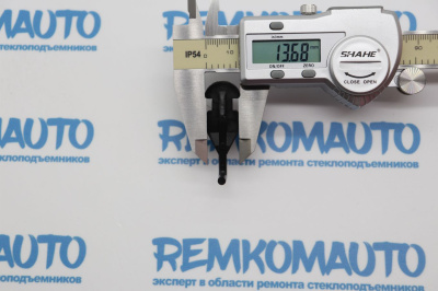 Фиксатор замка багажника Fiat Doblo 770892 Фиксатор замка багажника Fiat Doblo 770892