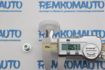 Обводной ролик стеклоподъёмника с клепкой 772496