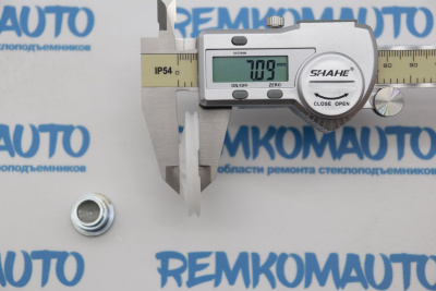 Обводной ролик стеклоподъёмника с клепкой 771333