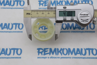 Ролик стеклоподъёмника (катушка стеклоподъемника) 772460