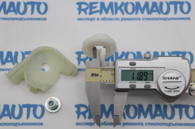 Обводной ролик стеклоподъёмника (комплект) 770333 Обводной ролик стеклоподъёмника (комплект) 770333
