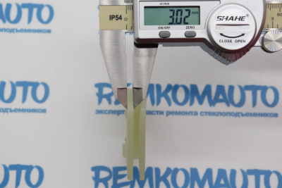 Фиксатор стекла стеклоподъёмника 771341