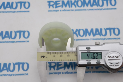 Ролик стеклоподъёмника (катушка стеклоподъемника) 770189