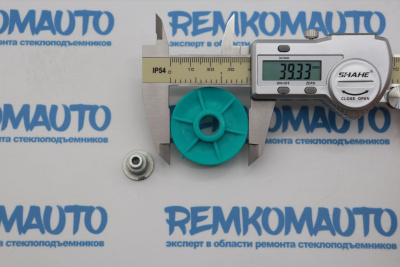 Обводной ролик стеклоподъёмника с клепкой 772493