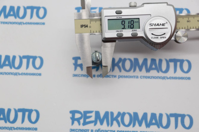 Шток личинки замка двери (39мм) Volkswagen Caddy/Transporter T5 770255