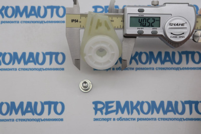 Обводной ролик стеклоподъёмника (комплект) 770913