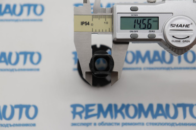 Кронштейн бокового зеркала двери Peugeot 3008/5008/Renault Kadjar 772851