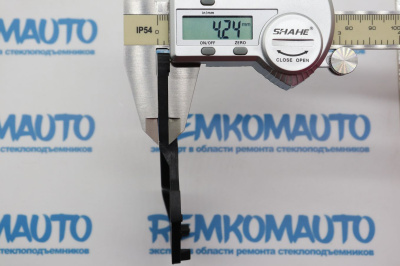 Фиксатор замка раздвижной двери Volkswagen Transporter T5/Caddy 770135