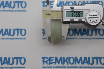 Ролик стеклоподъёмника (катушка стеклоподъемника) 776047