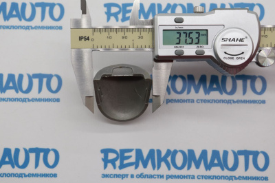 Заглушка пластиковая ручки двери Renault Clio/Megane/Scenic 772362
