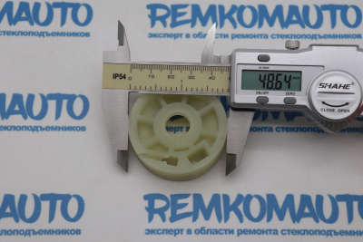 Ролик стеклоподъёмника (катушка стеклоподъемника) 771250