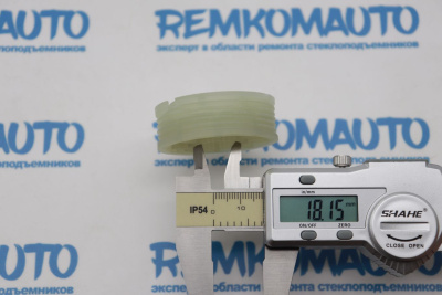 Ролик стеклоподъёмника (катушка стеклоподъемника) 771536