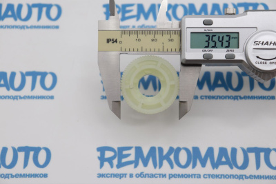 Шестерня люка крыши Toyota RAV4 771485