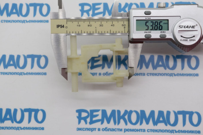 Фиксатор замка двери Volkswagen Caddy/Polo 4/Polo 5/Transporter T5/T6 772278