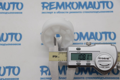 Ролик стеклоподъёмника (катушка стеклоподъемника) 770956