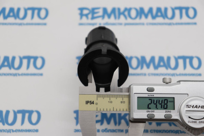 Кронштейн бокового зеркала двери Citroen C4 Picasso/C-Elysee/Peugeot 301 772846