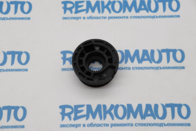Ролик стеклоподъёмника (катушка стеклоподъемника) 770058