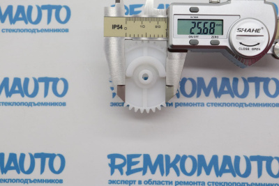 Шестерня замка сдвижной боковой двери Ford Connect 772280