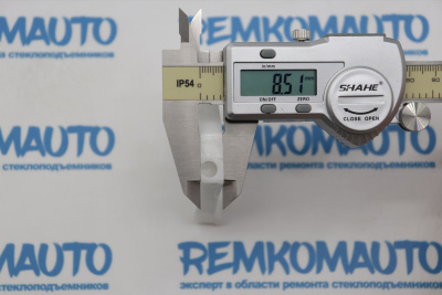 Держатель обводного ролика стеклоподъёмника 770908