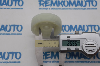 Ролик стеклоподъёмника (катушка стеклоподъемника) 771053