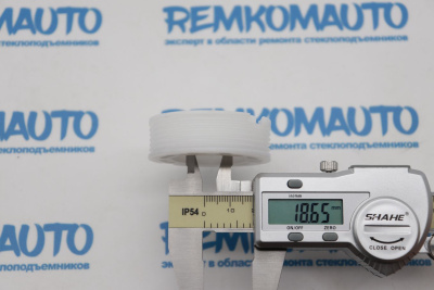 Ролик стеклоподъёмника (катушка стеклоподъемника) 771111