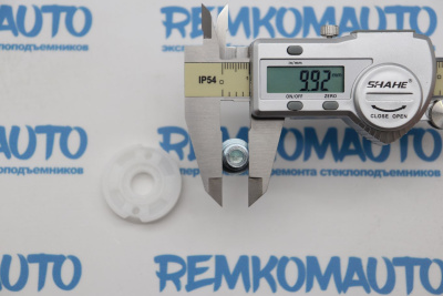 Обводной ролик стеклоподъёмника с клепкой 772494