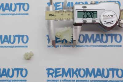 Комплект фиксаторов замка двери Fiat Linea/Fiat Punto левый (2 шт.) 770972