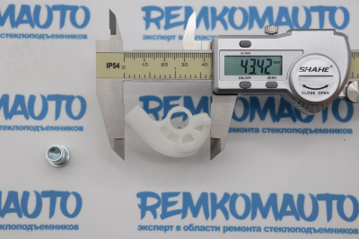 Обводной ролик стеклоподъёмника с клепкой 771136