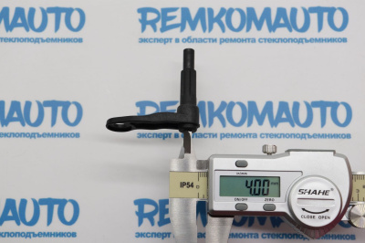 Фиксатор замка двери Fiat Linea (перед. лев.) 772403