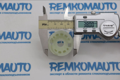 Ролик стеклоподъёмника (катушка стеклоподъемника) 770044