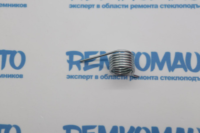 Пружина внутренней ручки открывния двери Nissan Navara/Qashqai правая 772835