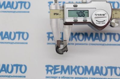 Стопорное кольцо личинки замка двери Volkswagen Golf 5/Golf 6 (перед. лев./прав.) 771599