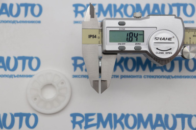Обводной ролик стеклоподъёмника с клепкой 771333