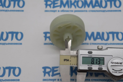 Ролик стеклоподъёмника (катушка стеклоподъемника) 776048