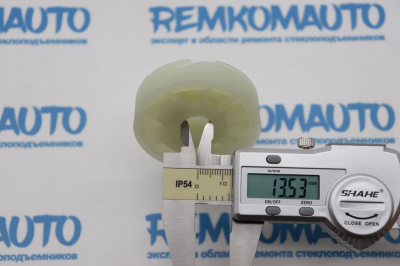 Ролик стеклоподъёмника (катушка стеклоподъемника) 770188