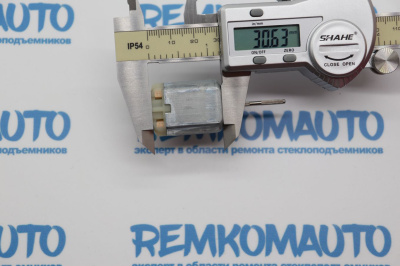 Моторчик (двигатель) центрального замка задней левой двери 772738