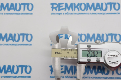 Фиксатор замка двери BMW 5-series F10 (перед. прав.) 771472