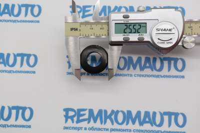 Фиксатор стекла (пластиковая прокладка) стеклоподъёмника Fiat Doblo 771796