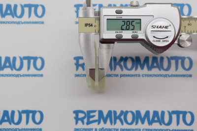 Держатель стекла (лопатка) стеклоподъёмника Renault Scenic 3 2009-2012 771340