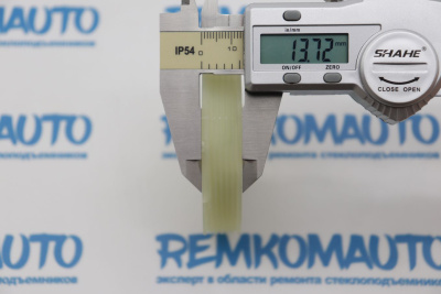 Ролик правой боковой сдвижной двери Volkswagen Transporter T5/T6 770171