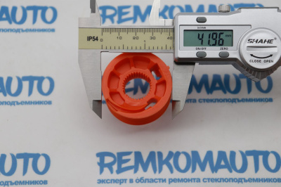 Ролик стеклоподъёмника (катушка стеклоподъемника) 771239