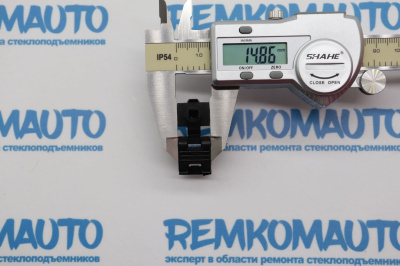 Фиксатор замка багажника Fiat Doblo 770919