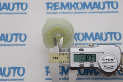 Ролик стеклоподъёмника (катушка стеклоподъемника) 770691