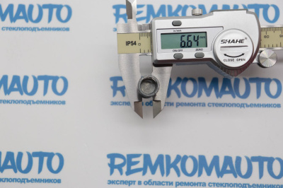 Шток личинки замка двери BMW 3-series E46 (перед. лев./прав.) 771602