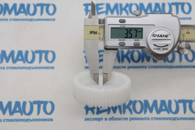 Шестерня червячной передачи электромотора стеклоподъемника 772475